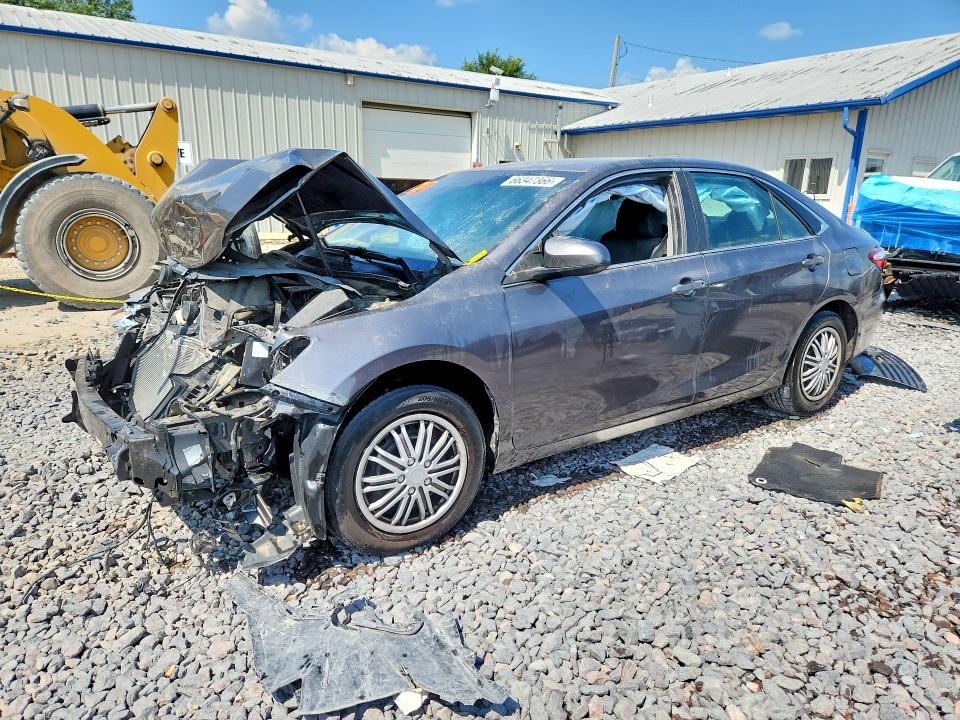 TOYOTA CAMRY 2017 с VIN 4T1BF1FK9HU768243 - Снимка от търг