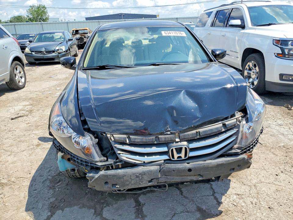 Photo 5 from auction – 2011 HONDA ACCORD with VIN 1HGCP2F32BA019136