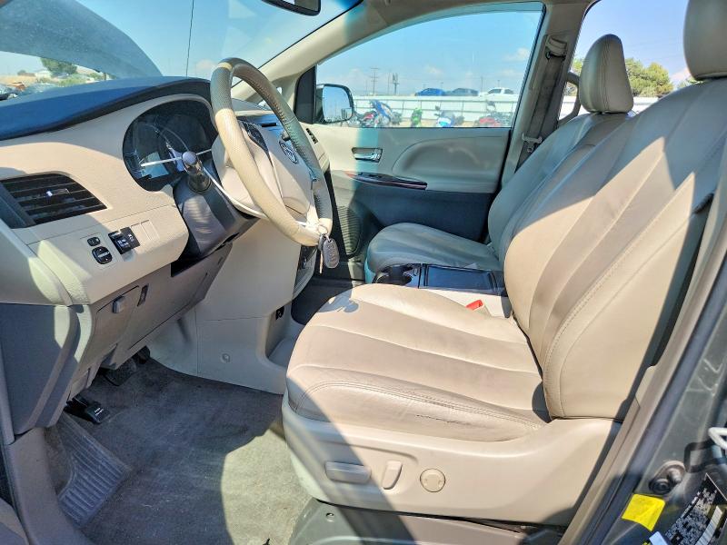 Photo 7 from auction – 2012 TOYOTA SIENNA with VIN 5TDYK3DC7CS197270