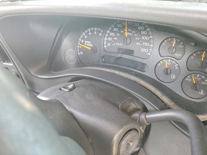 Photo 9 from auction – 2005 GMC NEW SIERRA with VIN 1GTEC14X35Z233173