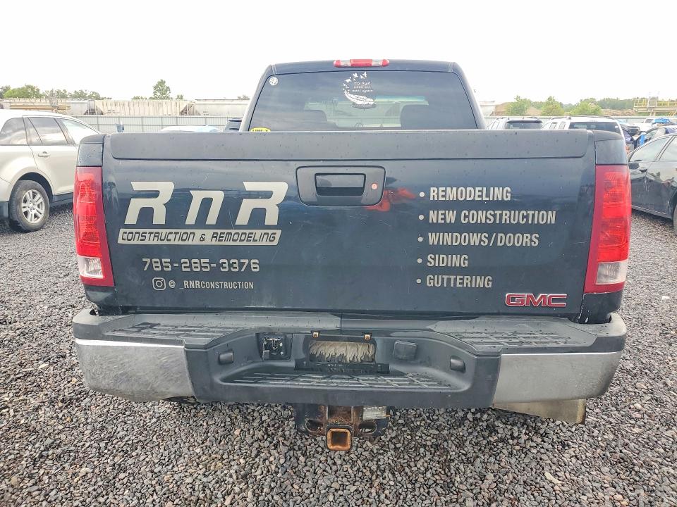 Photo 6 from auction – 2012 GMC SIERRA with VIN 1GT120C83CF190801