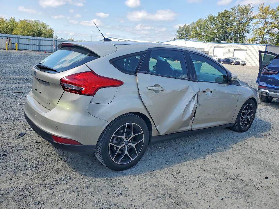 Photo 3 from auction – 2017 FORD FOCUS with VIN 1FADP3M23HL246342