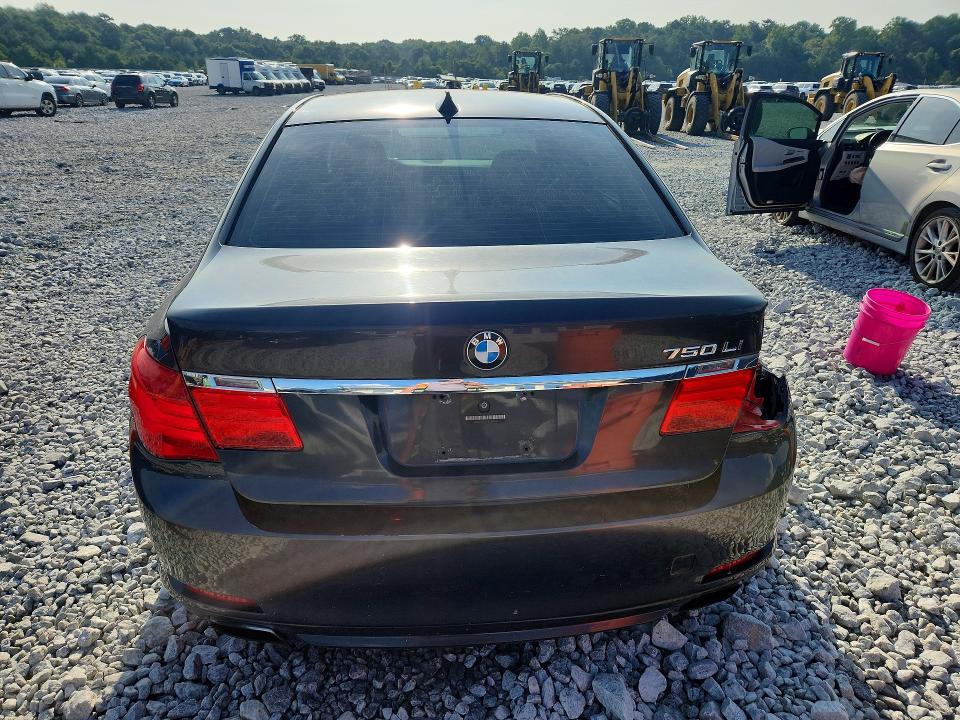 Photo 6 from auction – 2011 BMW 750 with VIN WBAKC8C5XBC434415