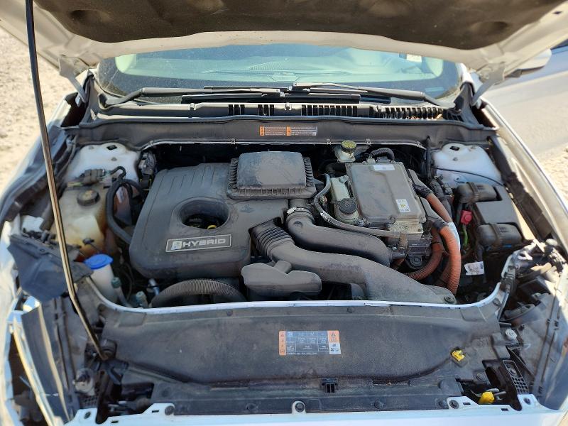 Photo 11 from auction – 2017 FORD FUSION with VIN 3FA6P0LU1HR256749