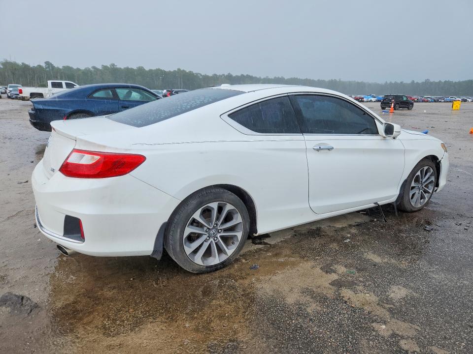 Photo 3 from auction – 2013 HONDA ACCORD with VIN 1HGCT2B83DA005200