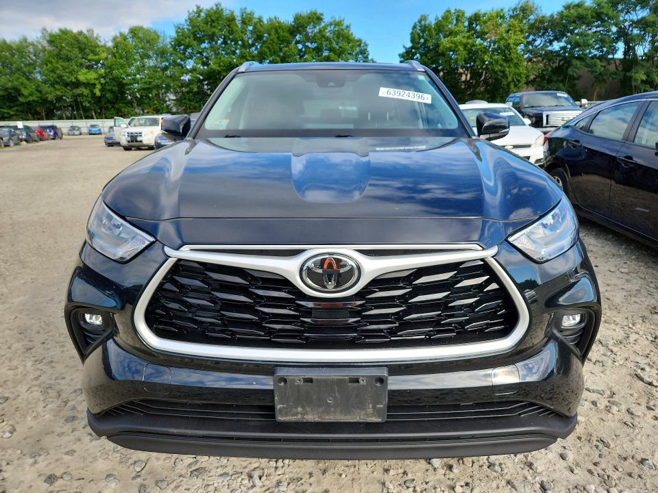 Photo 5 from auction – 2020 TOYOTA HIGHLANDER with VIN 5TDGZRBH8LS503045