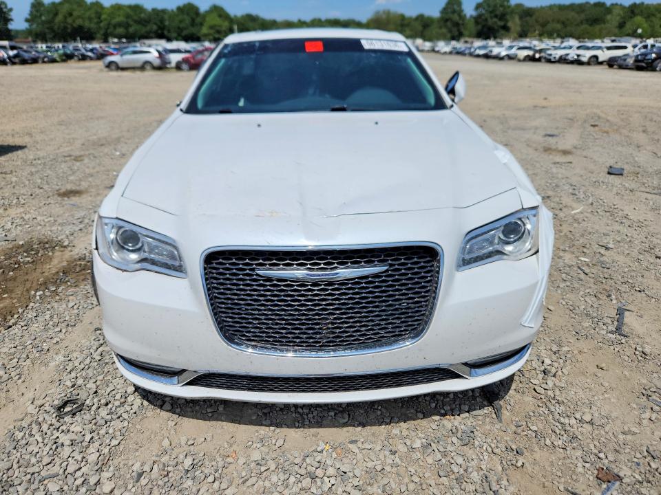 Фото 5 с аукциона – 2016 CHRYSLER 300 с VIN 2C3CCARG6GH262111