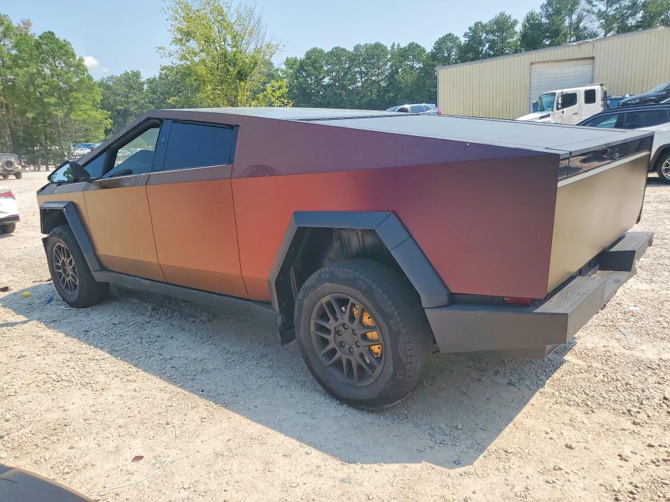 Photo 2 from auction – 2025 TESLA CYBERTRUCK with VIN 7G2CEHED9SA069485