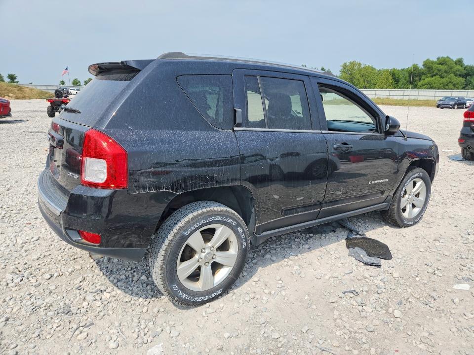 Photo 3 from auction – 2011 JEEP COMPASS with VIN 1J4NF5FB4BD174279