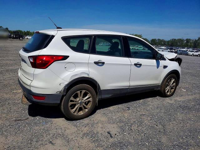 Photo 3 from auction – 2019 FORD ESCAPE with VIN 1FMCU0F70KUA90893