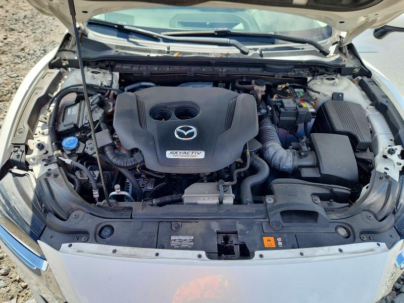 Photo 11 from auction – 2018 MAZDA 6 with VIN JM1GL1TY0J1300730