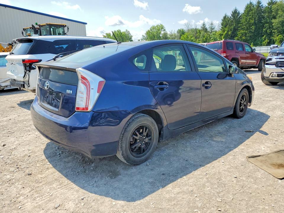 Photo 3 from auction – 2012 TOYOTA PRIUS with VIN JTDKN3DU1C1586778