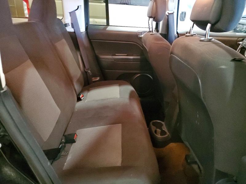 Photo 11 from auction – 2016 JEEP PATRIOT with VIN 1C4NJPFA6GD792489