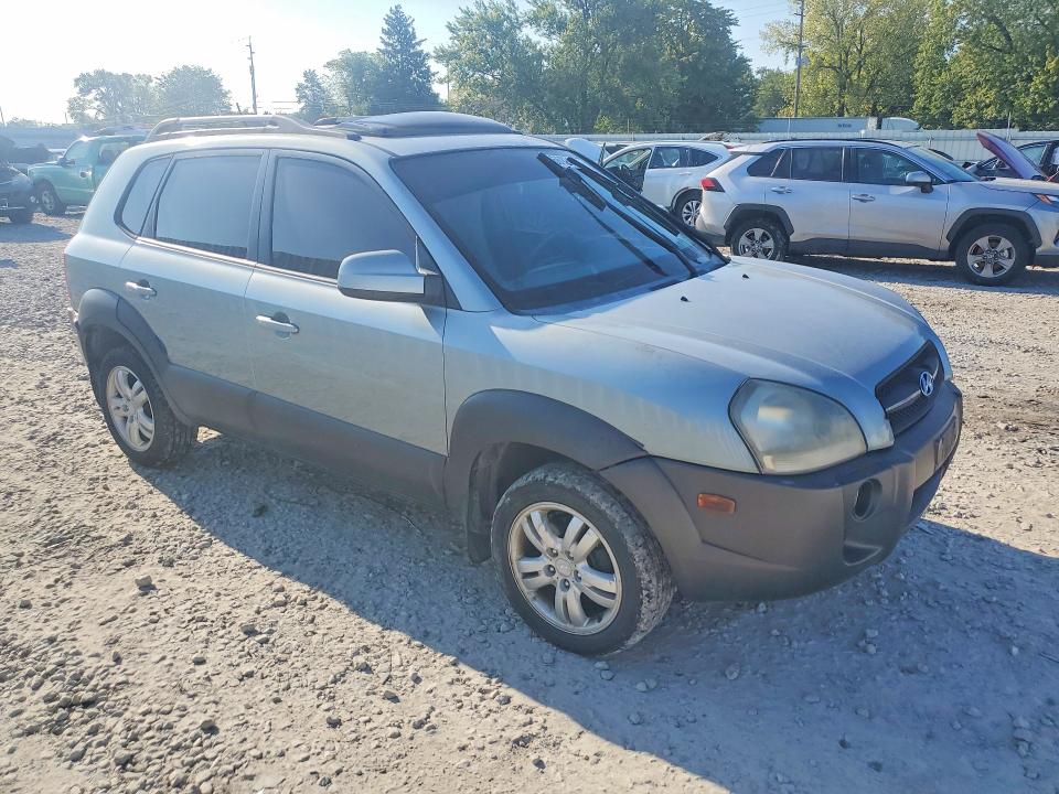 Photo 4 from auction – 2006 HYUNDAI TUCSON with VIN KM8JN12D96U463330