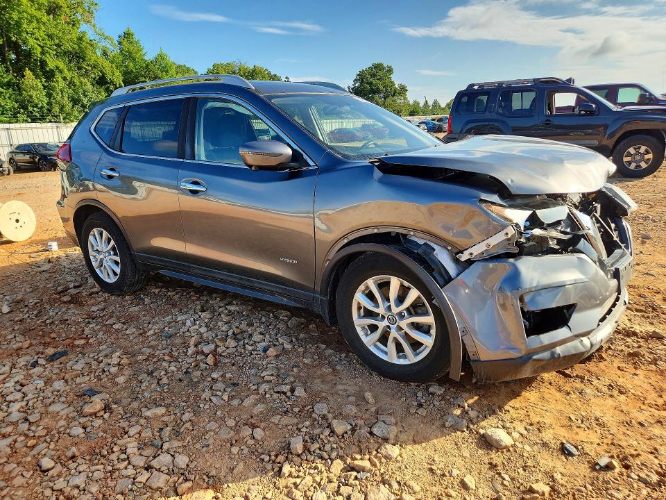 Photo 4 from auction – 2018 NISSAN ROGUE with VIN 5N1ET2MT9JC837922