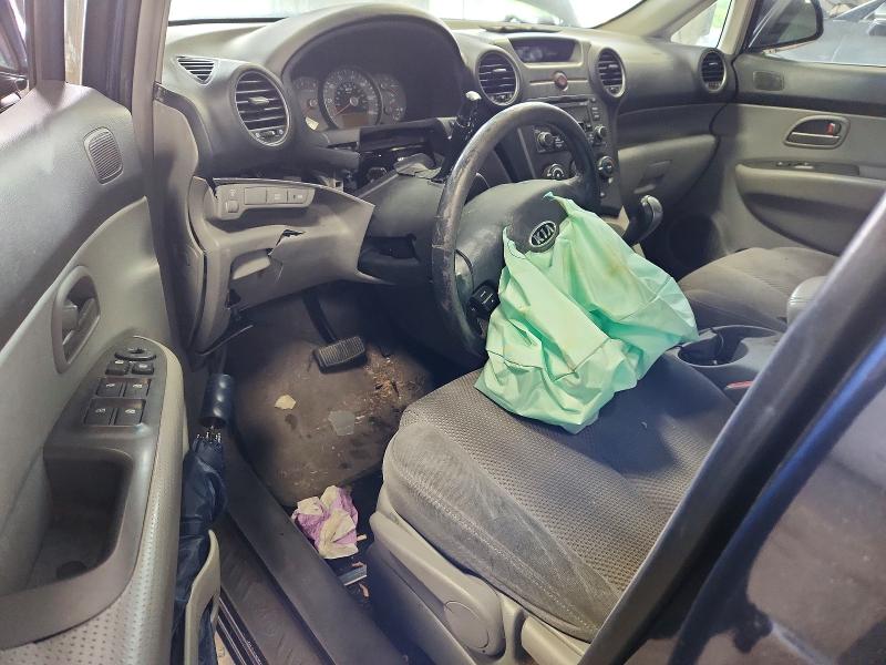 Photo 8 from auction – 2007 KIA RONDO with VIN KNAFG526077118598