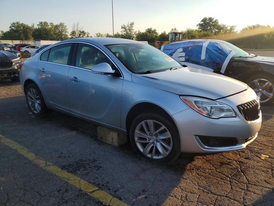 Photo 4 from auction – 2014 BUICK REGAL with VIN 2G4GN5EX9E9164598