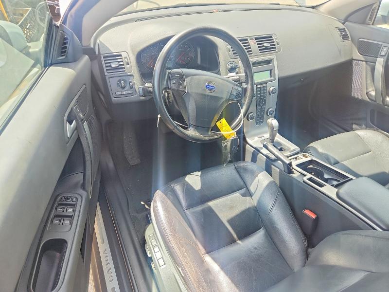 Photo 8 from auction – 2010 VOLVO C70 with VIN YV1672MC7AJ090923