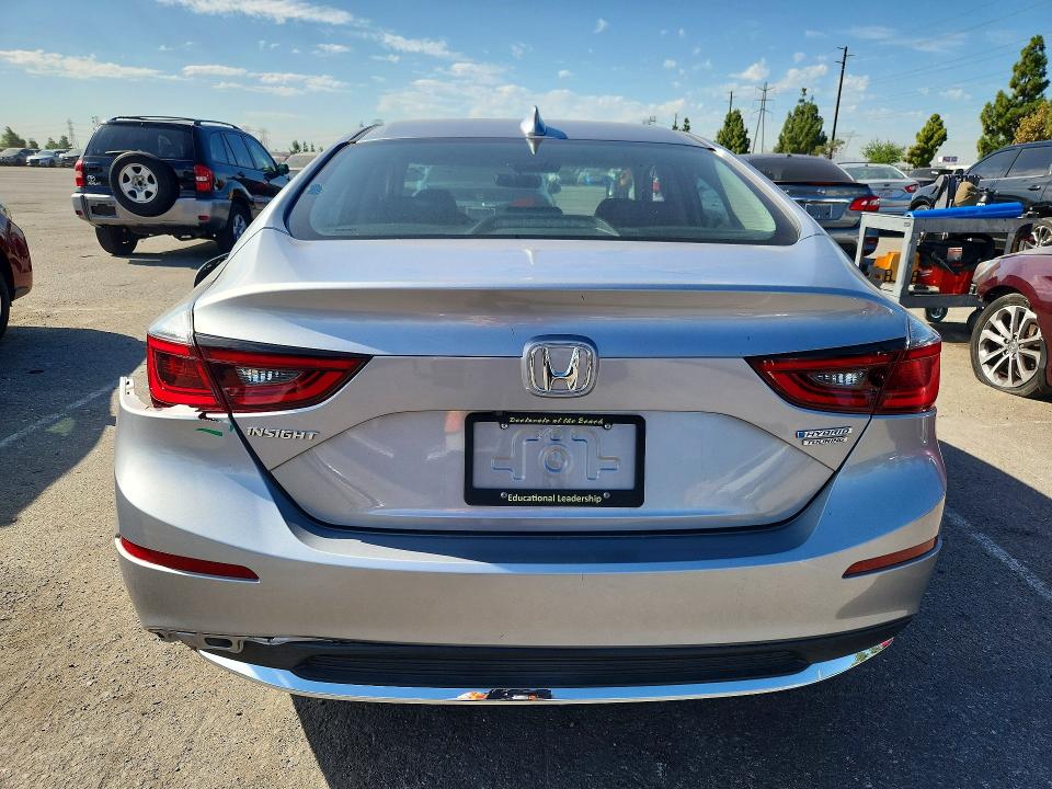 Photo 6 from auction – 2020 HONDA INSIGHT with VIN 19XZE4F97LE008985
