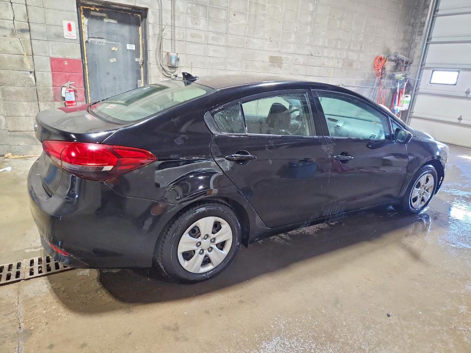 Photo 3 from auction – 2018 KIA FORTE with VIN 3KPFK4A78JE240865