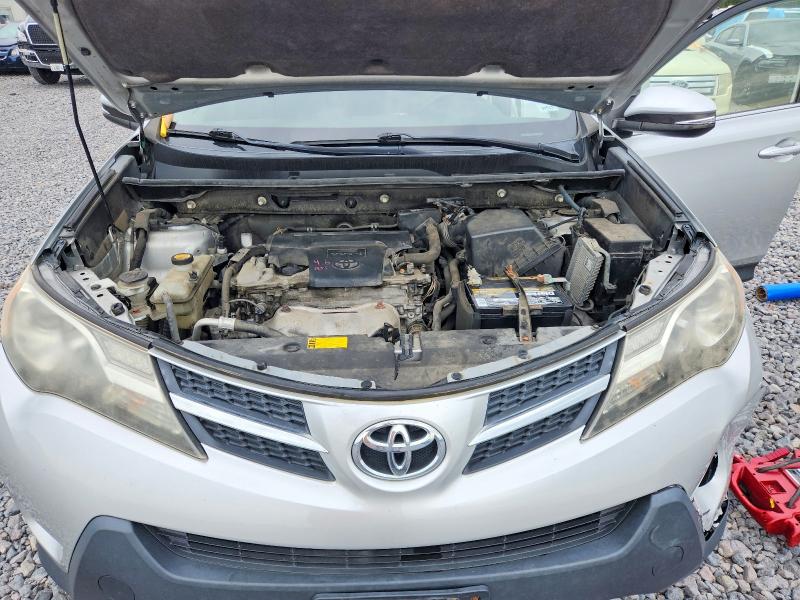 Photo 11 from auction – 2013 TOYOTA RAV4 with VIN JTMDFREV7D5004614