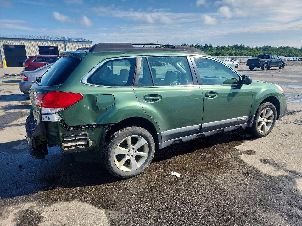 Photo 3 from auction – 2014 SUBARU OUTBACK with VIN 4S4BRBACXE3249958