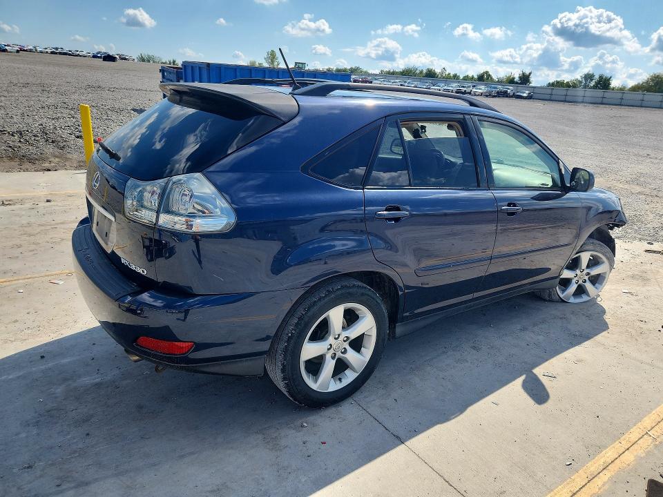 Photo 3 from auction – 2004 LEXUS RX with VIN JTJGA31U740002703