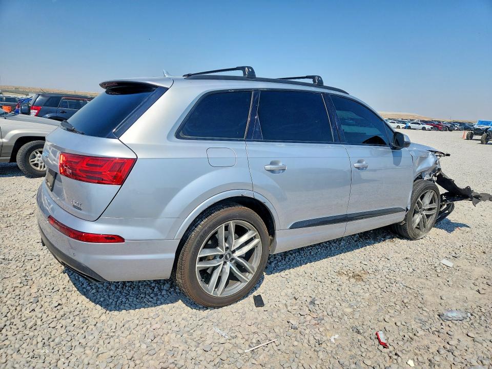 Photo 3 from auction – 2018 AUDI Q7 with VIN WA1VAAF74JD014078