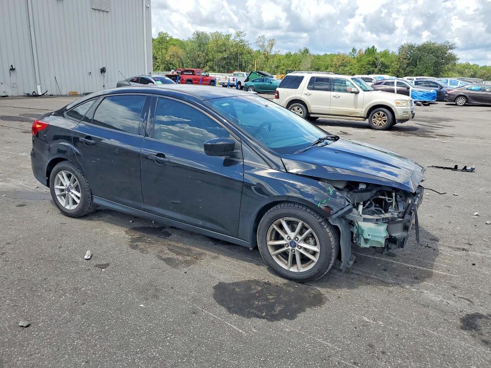 Photo 4 from auction – 2018 FORD FOCUS with VIN 1FADP3F29JL265917
