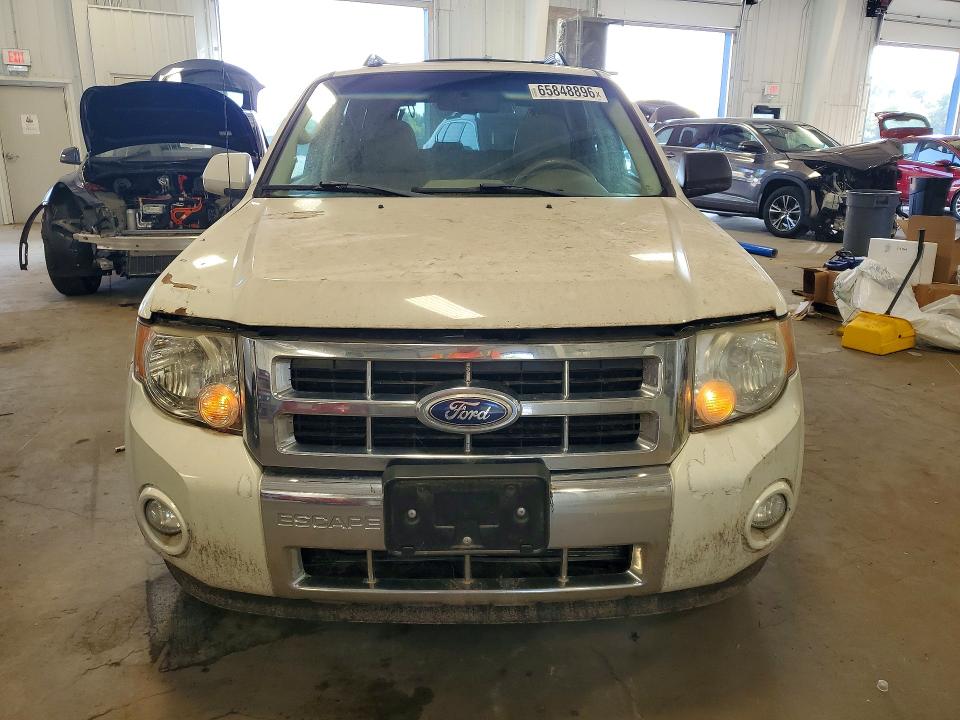 صورة رقم 5 من المزاد - 2010 FORD ESCAPE مع VIN 1FMCU9EG2AKC22049