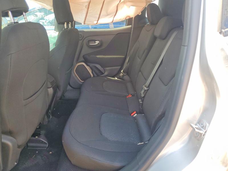 Photo 11 from auction – 2015 JEEP RENEGADE with VIN ZACCJBBT1FPB25976