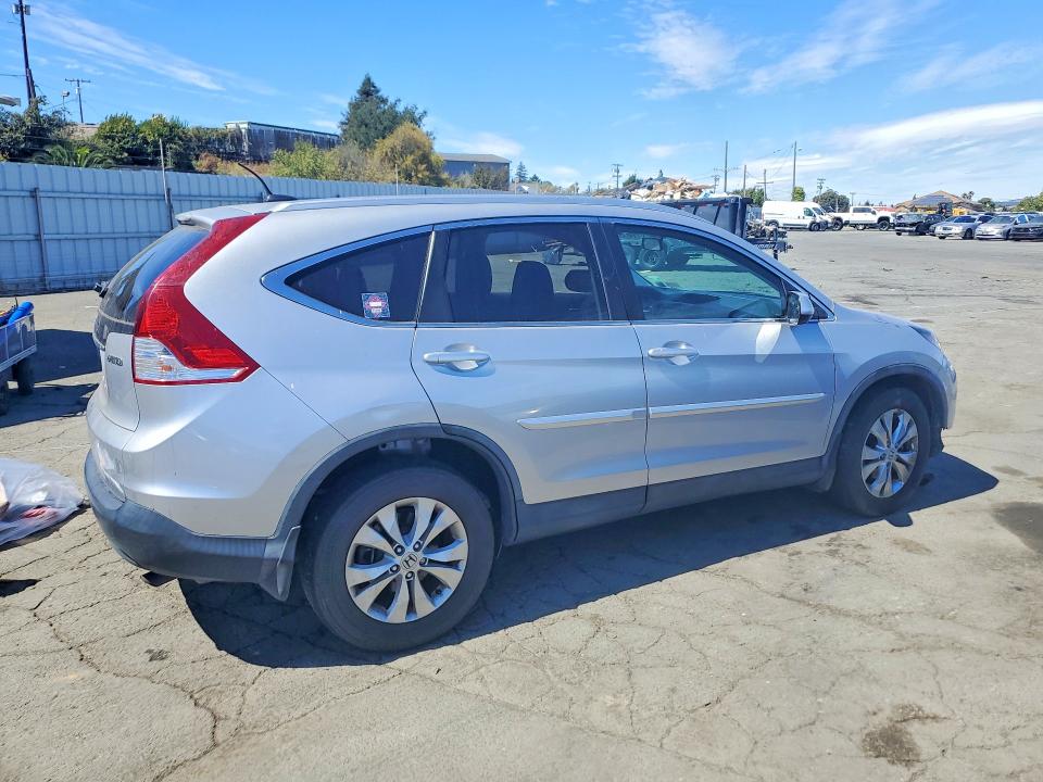 Photo 3 from auction – 2014 HONDA CR-V with VIN 5J6RM4H78EL082323