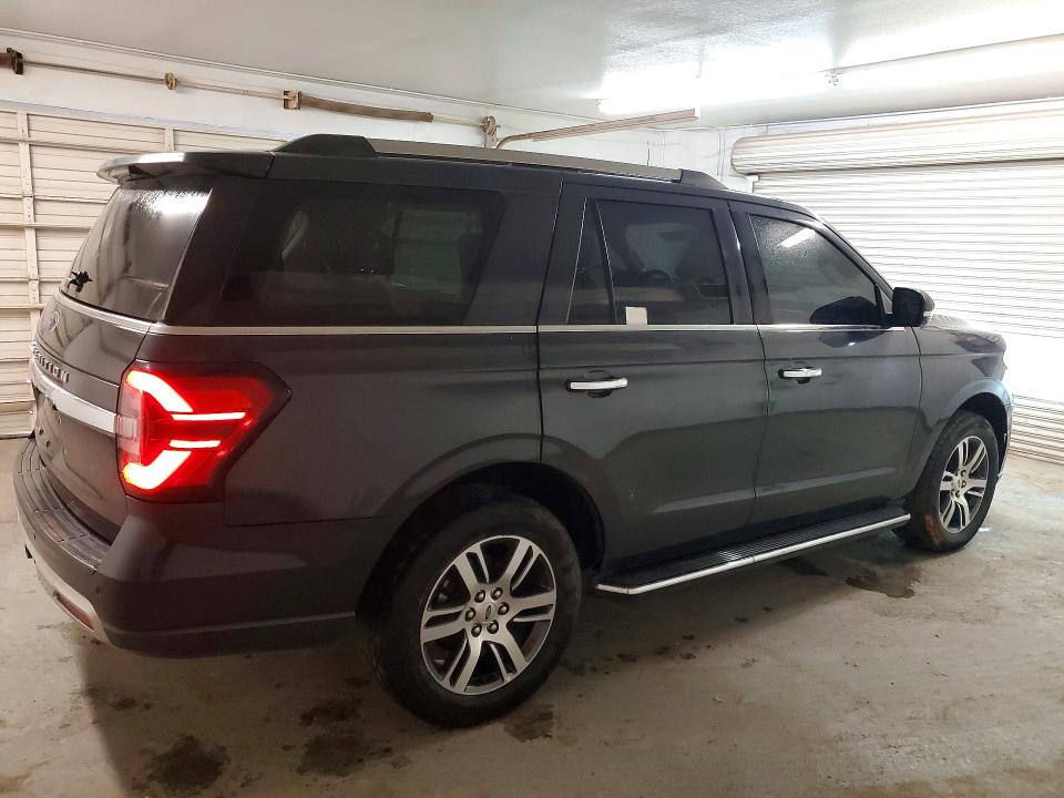 Photo 3 from auction – 2022 FORD EXPEDITION with VIN 1FMJU2AT6NEA65115