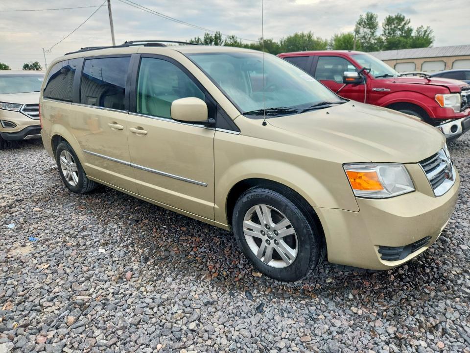 Photo 4 from auction – 2010 DODGE GRAND CARAVAN with VIN 2D4RN5DX2AR446612