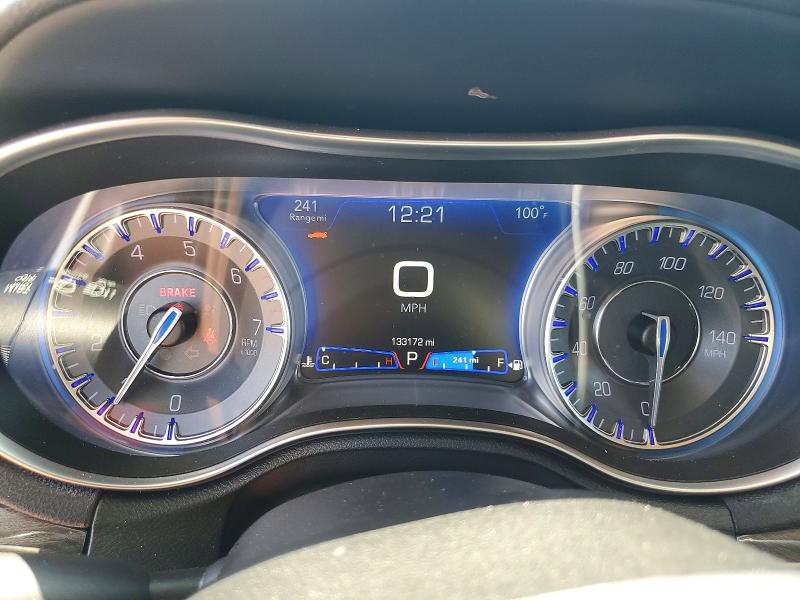 Photo 9 from auction – 2019 CHRYSLER 300 with VIN 2C3CCARG2KH682635