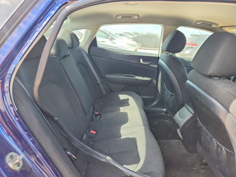 Photo 10 from auction – 2018 KIA OPTIMA with VIN 5XXGT4L38JG226760