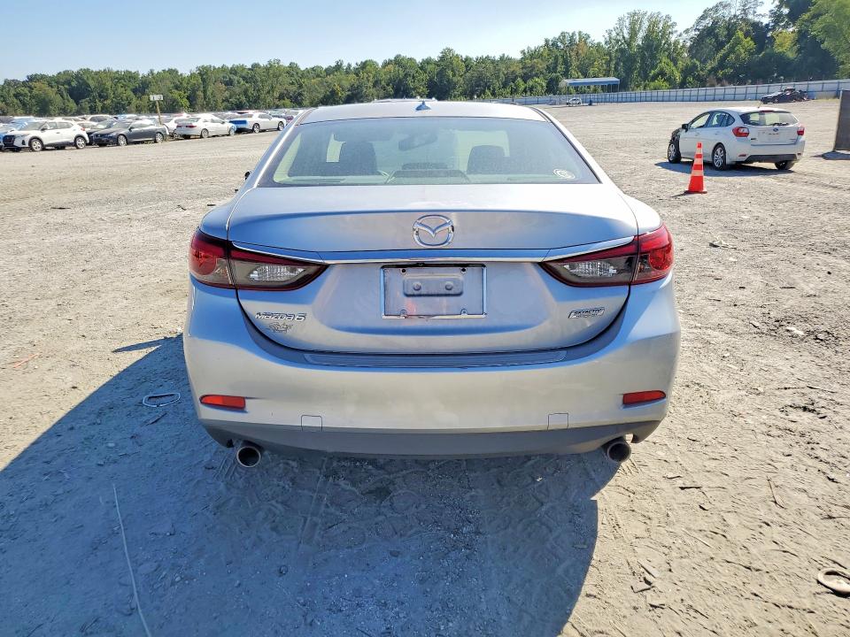 Photo 6 from auction – 2017 MAZDA 6 with VIN JM1GL1V52H1150567