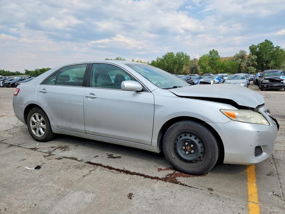 Photo 4 from auction – 2011 TOYOTA CAMRY with VIN 4T4BF3EK7BR128820