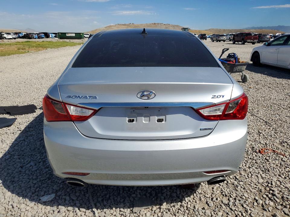 Photo 6 from auction – 2012 HYUNDAI SONATA with VIN 5NPEC4AB3CH335443