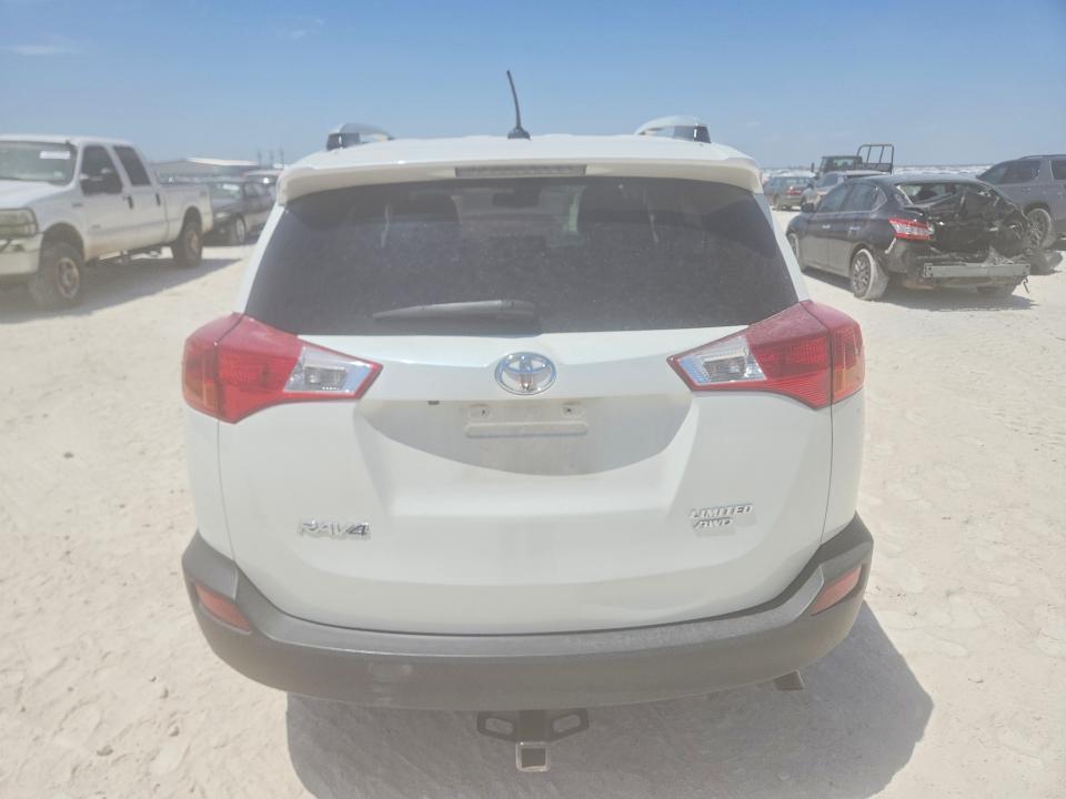 Photo 6 from auction – 2015 TOYOTA RAV4 with VIN 2T3DFREV2FW398633