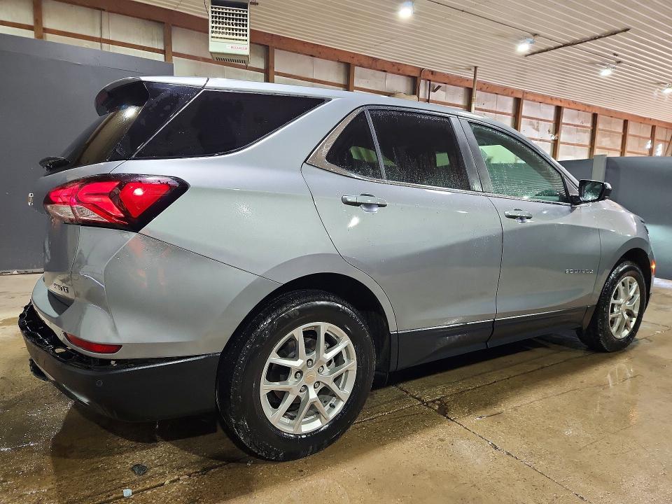 Photo 3 from auction – 2024 CHEVROLET EQUINOX with VIN 3GNAXUEG1RL362584