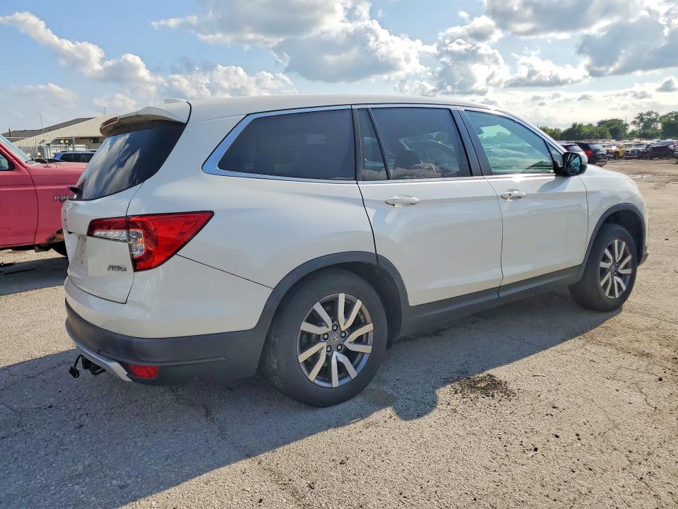 Photo 3 from auction – 2019 HONDA PILOT with VIN 5FNYF6H38KB016017