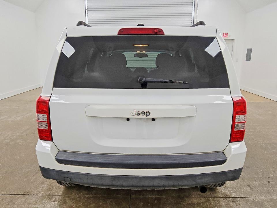 Photo 6 from auction – 2016 JEEP PATRIOT with VIN 1C4NJPBA9GD609334