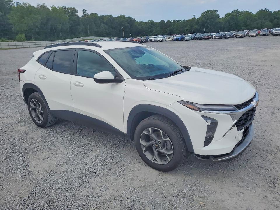 Photo 4 from auction – 2025 CHEVROLET TRAX with VIN KL77LHEP3SC025824