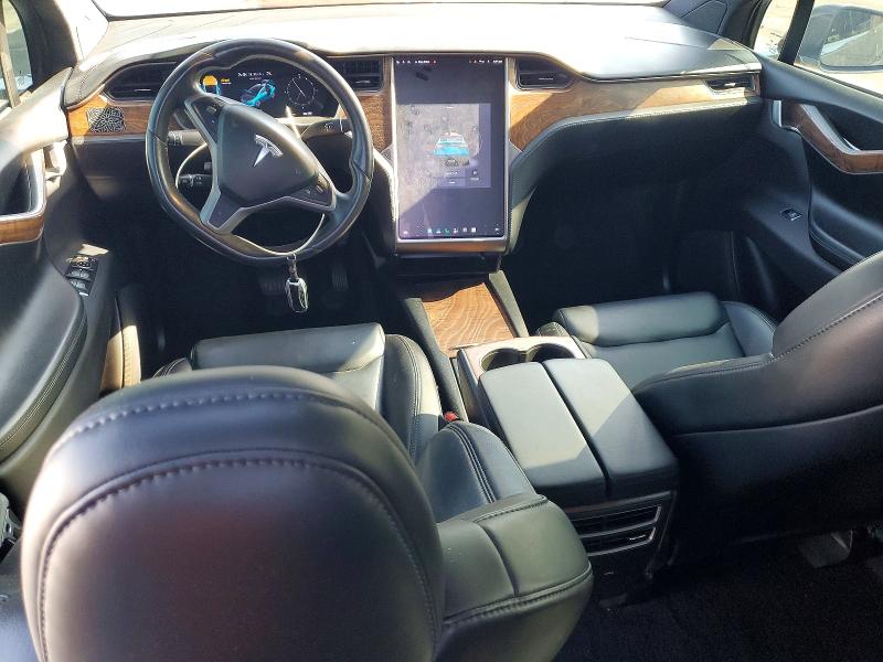 Photo 8 from auction – 2020 TESLA MODEL X with VIN 5YJXCDE27LF239008