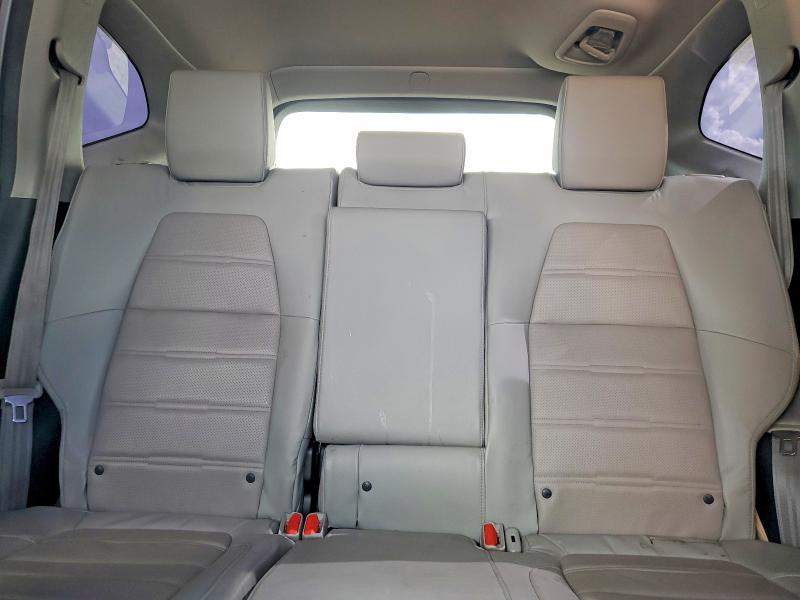 Photo 10 from auction – 2017 HONDA CR-V with VIN 7FARW1H88HE011433