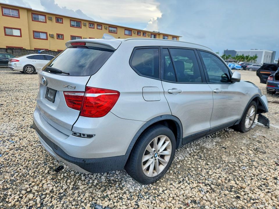 Photo 3 from auction – 2016 BMW X3 with VIN 5UXWZ7C53G0R33335