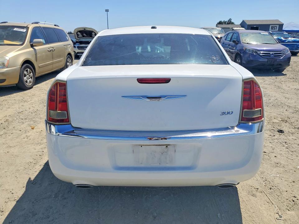 Photo 6 from auction – 2012 CHRYSLER 300 with VIN 2C3CCAAG0CH116616