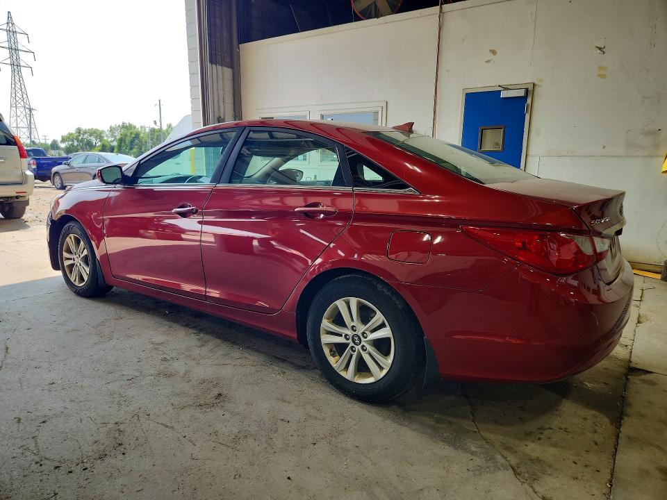Photo 2 from auction – 2013 HYUNDAI SONATA with VIN 5NPEB4AC0DH796516