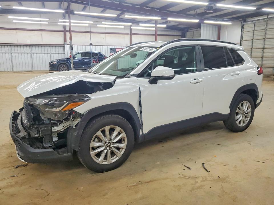 TOYOTA COROLLA CROSS 2022 with VIN 7MUBAABG2NV030293 - Photo from auction